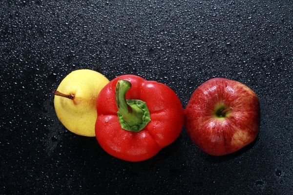 Birne, Apfel und Paprika — Stockfoto