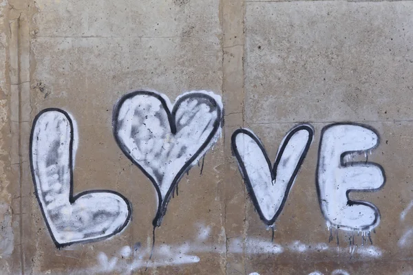 yazıt aşk bir beton duvar