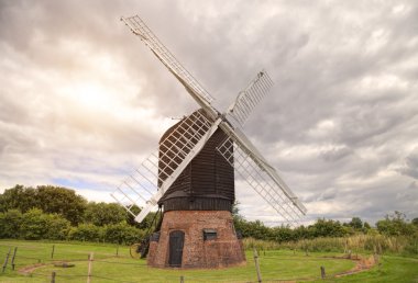 İngilizce yel değirmeni, Worcestershire