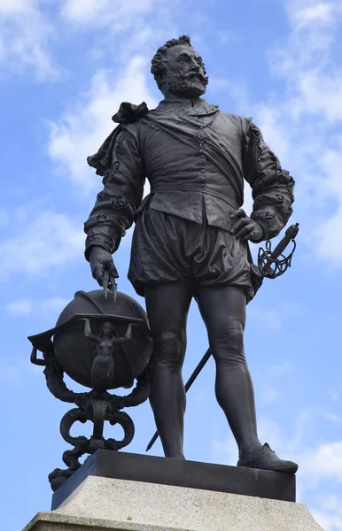 Monumento a Drake, Plymouth Hoe, Devon, Inglaterra — Fotografia de Stock