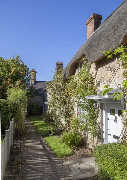 Reetgedecktes Häuschen, halford, warwickshire, england — Stockfoto