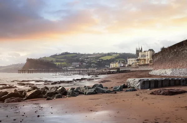 A praia em Teignmouth, Devon, Inglaterra — Fotografia de Stock