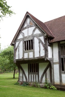 Tudor Gable, İngiltere