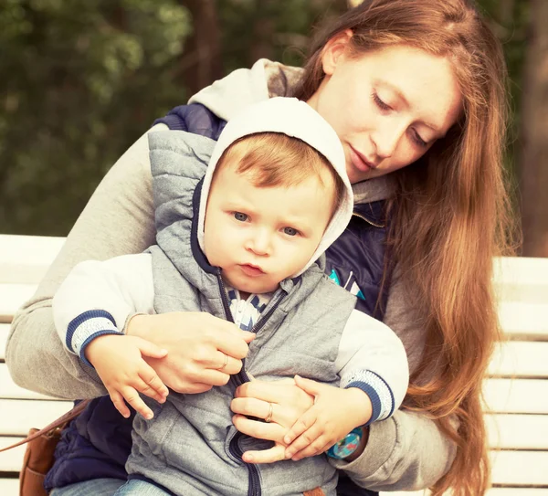 Family nature mother with child — Stock Photo, Image