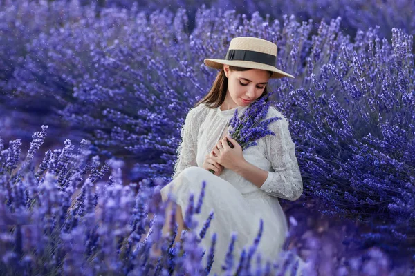 Beautiful Girl White Dress Straw Hat Hold Small Bouquet Lavender — Stockfoto