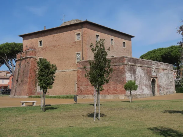 Φρούριο San Rocco Στο Marina Grosseto Ένα Προπύργιο Την Πόρτα — Φωτογραφία Αρχείου