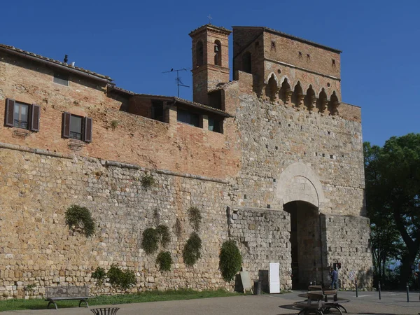 San Giovanni Poort Langs Muren Van San Gimignano — Stockfoto