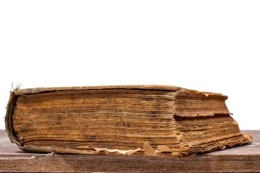 Beyaz arka plan üzerinde antik kitap