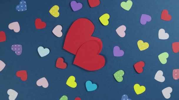 Girando de fundo Dia dos Namorados. Férias Abstrato Valentine Fundo com papel Corações — Vídeo de Stock