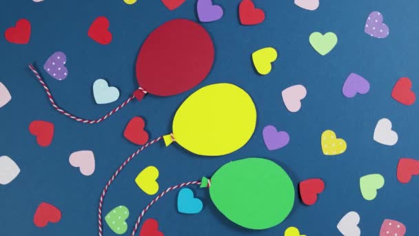 Spinning of Valentine Day background (en inglés). Fondo abstracto de vacaciones. papel Corazones y globos. — Vídeos de Stock
