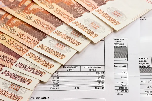 Payment of utilities and Russian money — Stock Photo, Image