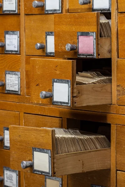 Open boxes in the old archive — Stock Photo, Image