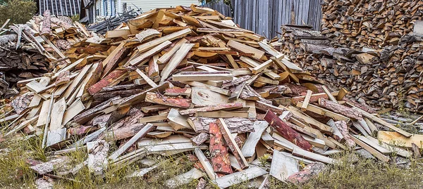 Gros tas de bois de chauffage — Photo