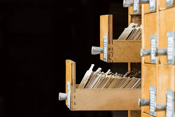 Open box in the archive library — Stock Photo, Image