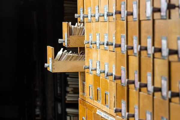 Wooden card catalog in the archive — Stock Photo, Image