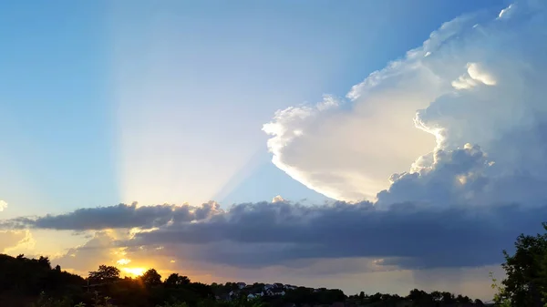 Coucher Soleil Avec Grand Nuage Slavonie Croatie — Photo