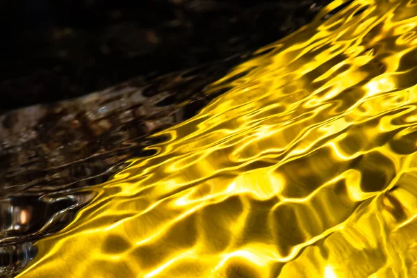 Nature Abstract Flow Submerged Golden Color Rippling Frame — Photo