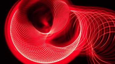 Özet: Siyah Arkaplanda İlginç Renk Girdapları