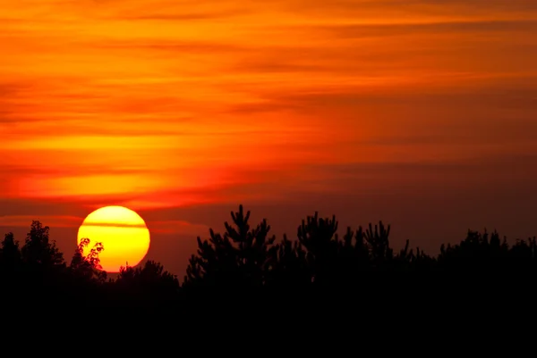 Sun Setting in a Smoky Western Sky — Stock Photo, Image