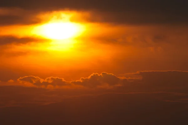 Sun Setting in a Smoky Western Sky — Stock Photo, Image