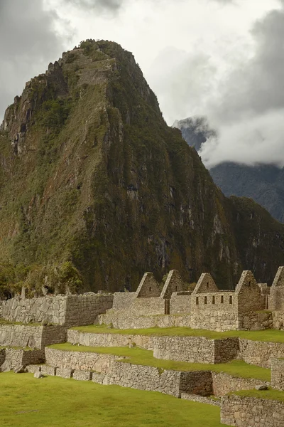 Ruiny zaginionego Incan City Machu Picchu i Wayna Picchu koło Cusco w Peru — Zdjęcie stockowe