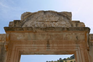 Türkiye'de Efes Antik şehir Hadrian tapınağı