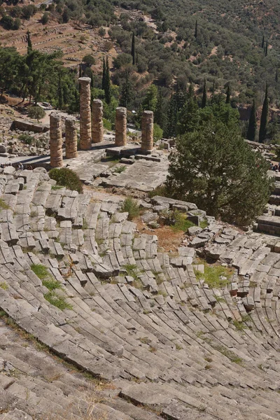 古代デルファイ劇場のパノラマビュー ギリシャのフォキス 000人の観客を収容できる劇場は アポロの聖域に位置しています ユネスコ世界遺産 — ストック写真