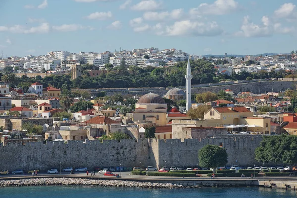 Rhodes Grecia Octubre 2017 Puerta Marítima Las Fortificaciones Del Casco — Foto de Stock