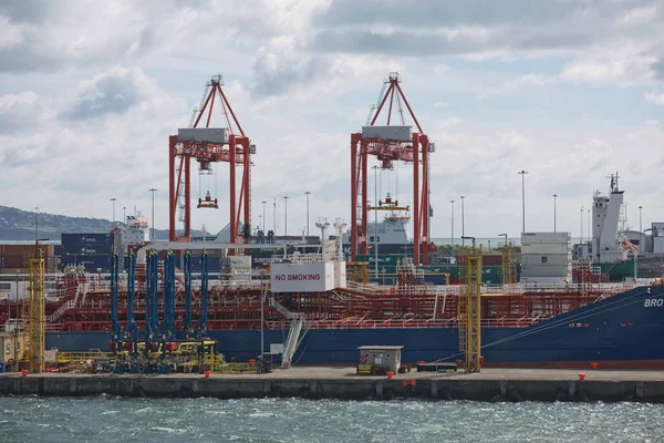 Dublin Irland Juni 2017 Große Industriekräne Beladen Containerschiff Hafen Von — Stockfoto