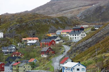 HONNINGSWAG, NORway - 21 Haziran 2017: Norveç 'in kuzeyindeki Honningswag kasabasında kültür ve yaşam.