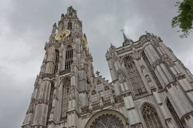 Antwerp Belçika 'daki leydimizin katedrali..