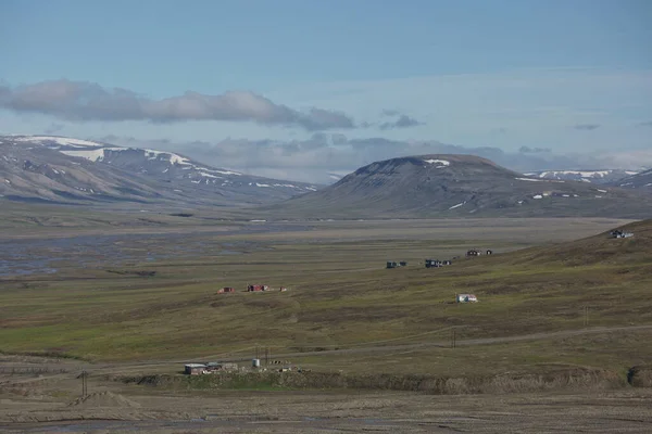 Piękna Przyroda Krajobraz Pobliżu Longyearbyen Spitsbergen Norwegii — Zdjęcie stockowe