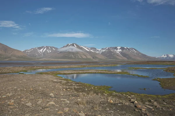 Schöne Natur Und Landschaft Der Nähe Von Longyearbyen Spitzbergen Norwegen — Stockfoto