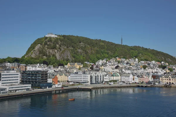 Alesund Norwegen Juli 2017 Schöne Aussicht Auf Alesund Hafenstadt Der — Stockfoto