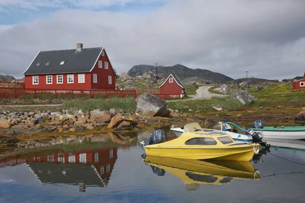 Nanortalik Groenlândia Agosto 2017 Arquitetura Casas Coloridas Pequena Cidade Nanortalik — Fotografia de Stock