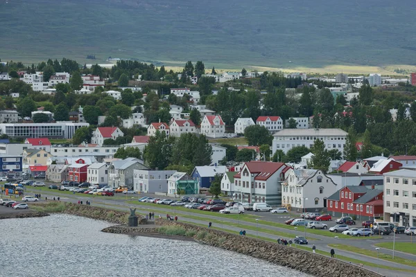 Akureyri Island Juli 2017 Utsikt Över Centrum Och Akureyrarkirkja Kyrka — Stockfoto