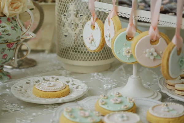 Table of sweets for wedding party — Stock Photo, Image