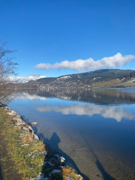 Bellissime Montagne Alpine Riva Lago Schliersee Germania — Foto Stock