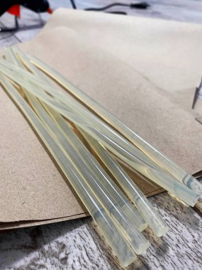 Sıcak silah için plastik çubuklar