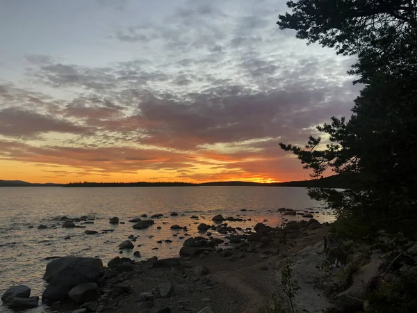 Schöner Sonnenuntergang Norden Russlands Außerhalb Der Stadt See — Stockfoto
