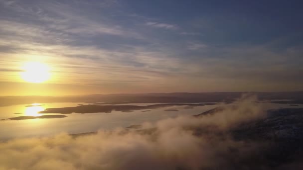 Flying Winter Day Sun Low Clouds Mountain White Sea Distance — Stock Video