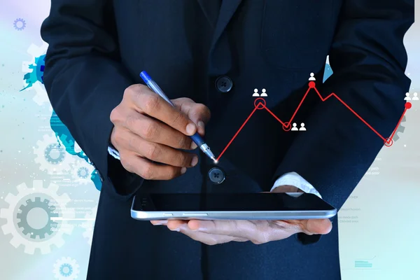 Man working with graph — Stock Photo, Image