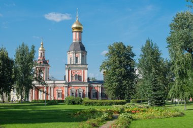 12 Ağustos 2013: Tapınak ataerkil bileşik Ho parkta fotoğrafı