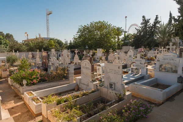 Παλιά Ορθόδοξη νεκροταφείο στην Κύπρο — Φωτογραφία Αρχείου