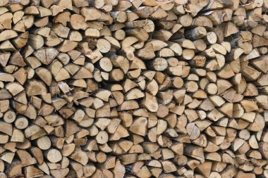 yakacak odun duvarına