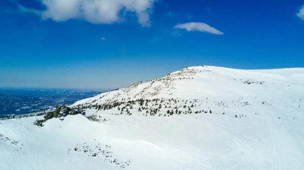 Luftaufnahme Vom Gipfel Des Mustag Und Schneebedeckten Skipisten Blauer Himmel — Stockfoto
