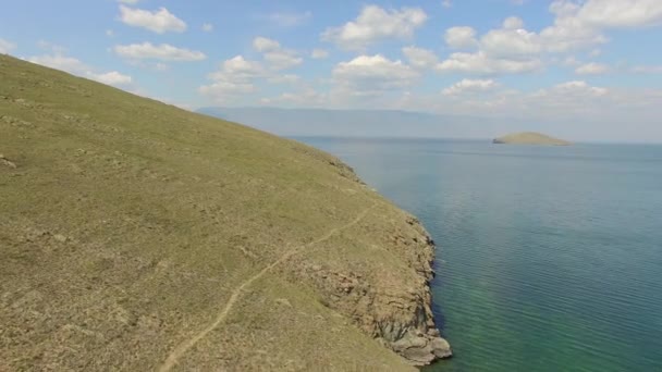 Lago Baikal. Isla Olkhon. sondeo aéreo — Vídeos de Stock