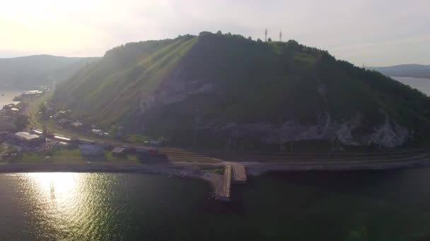 Flygfoto. Port Baikal vid solnedgången — Stockvideo