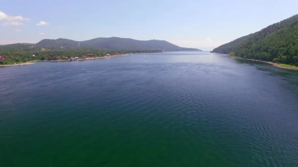 Foto aérea. Regata de vela en el río Angara — Vídeo de stock