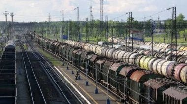 Petrol tren istasyonu